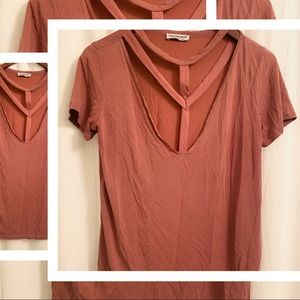 Fashion Nova - cut out shirt - pink